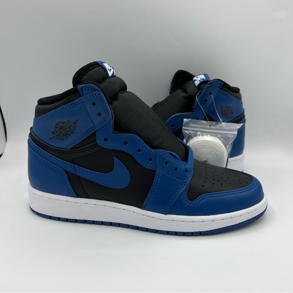 NWB Air Jordan 1 Retro High OG Dark Marina Blue GS Sneakers - Picture 2 of 9